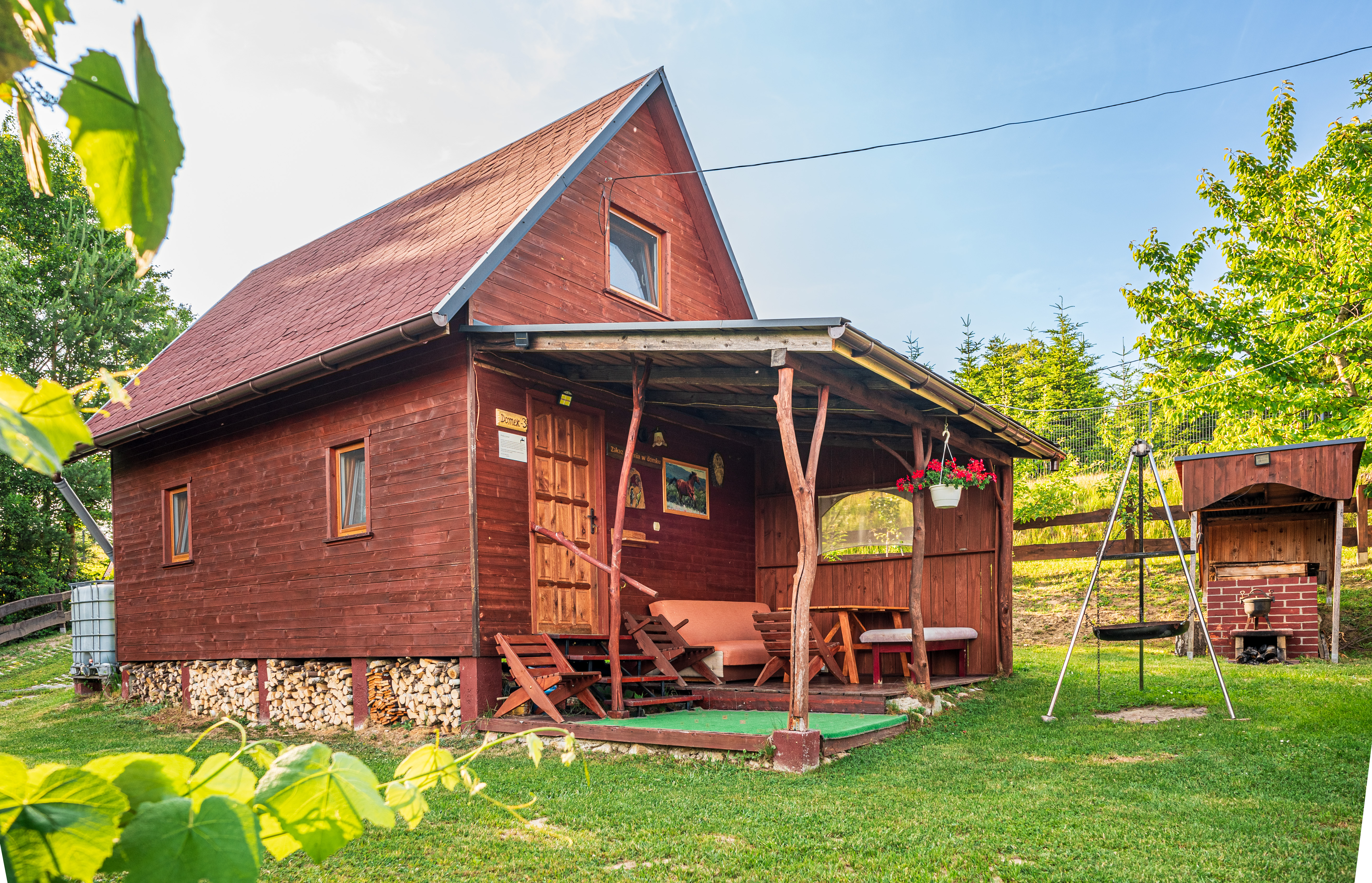 Domek nr 3 — widok z ogrodu